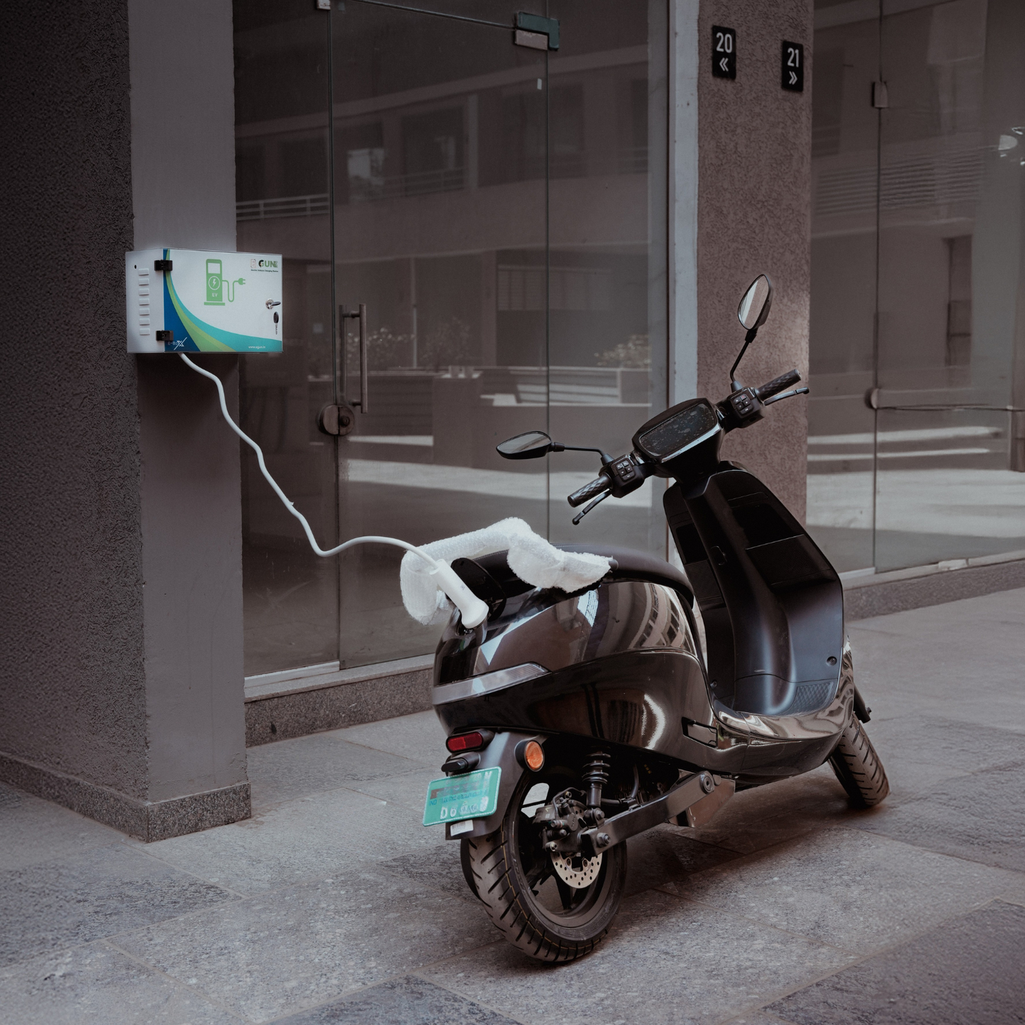 Smart charger Safety E box